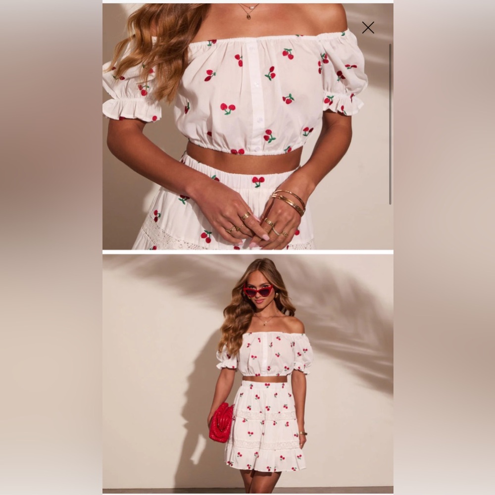 En Creme White Cherry Print Mini Skirt Vici Collection
